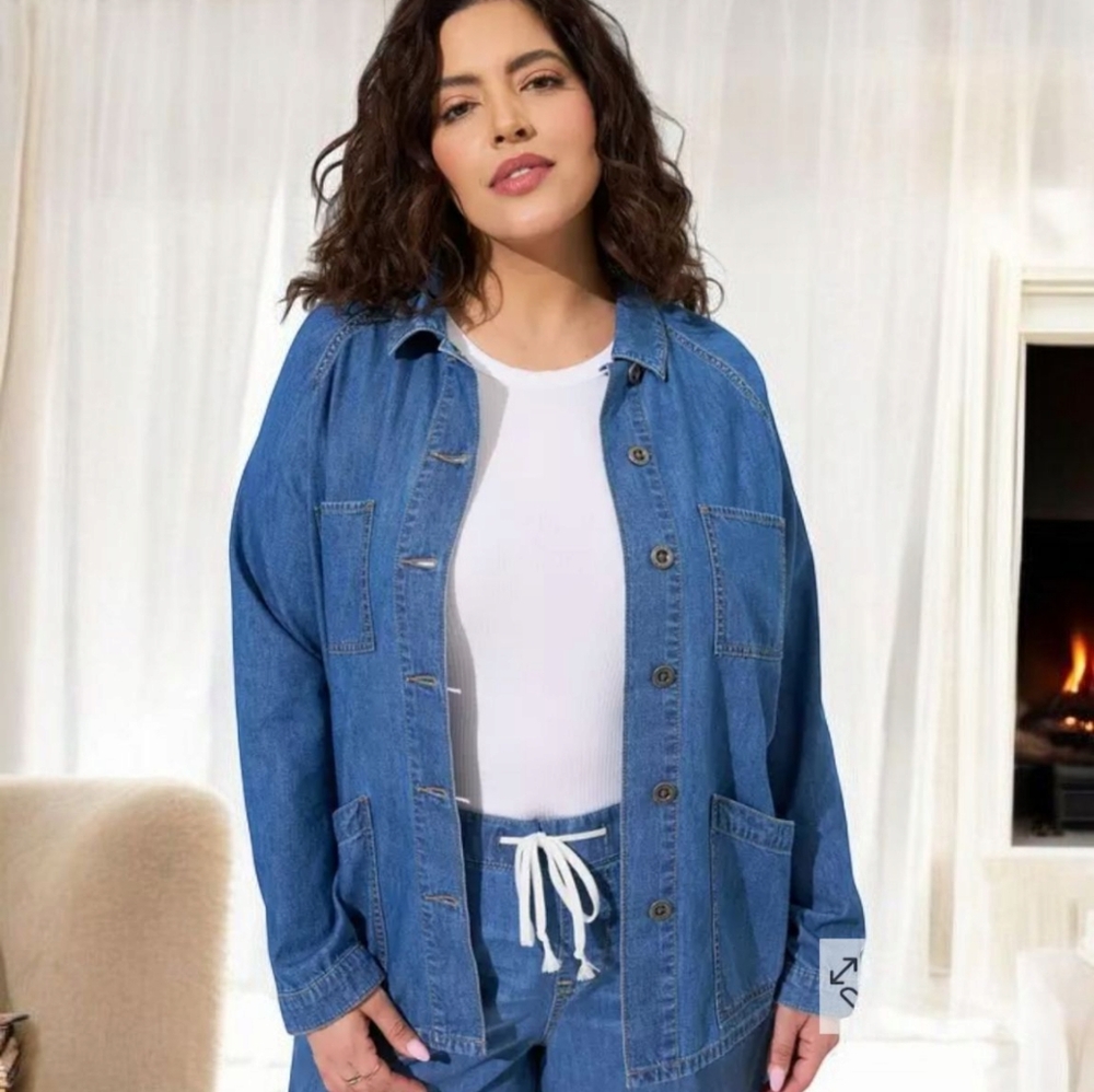Torrid Lightweight Denim Jacket Shacket Button Front 100% Cotton Blue Plus Size